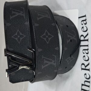 Reversible Louis Vuitton Eclipse Monogram LV Belt Silver Buckle